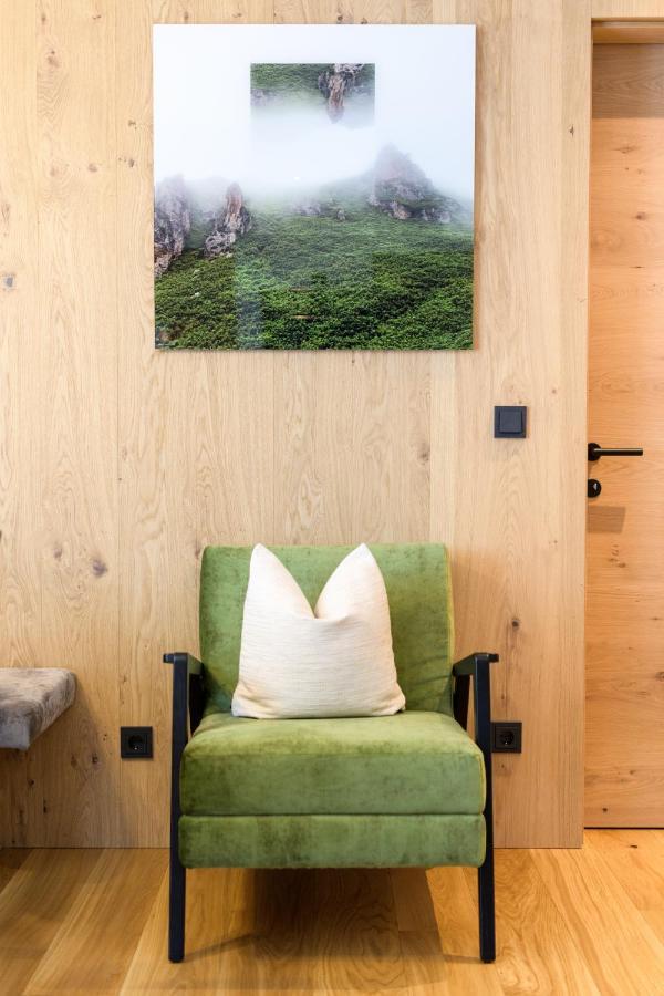 Haus St Anton - Incl Gratis Premium Sommerkarte St. Anton am Arlberg Eksteriør bilde